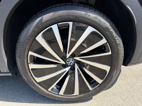 Used 2023 Volkswagen ID.4 Pro S Plus AWD/4WD image 55