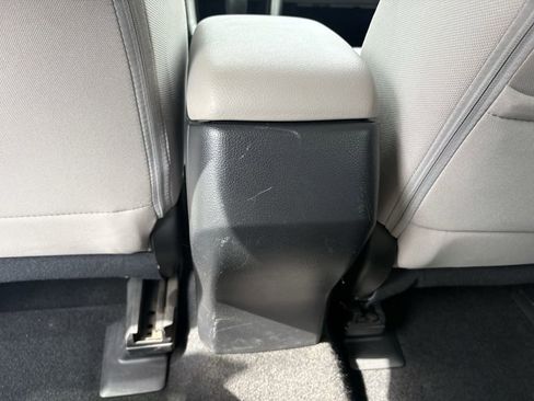 Used 2017 Subaru Forester 2.5i Premium w/ All-Weather Package image 24