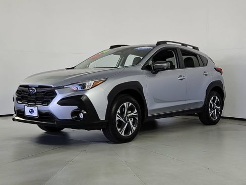 Certified 2024 Subaru Crosstrek 2.0i Premium w/ Popular Package #3 AWD/4WD image 2