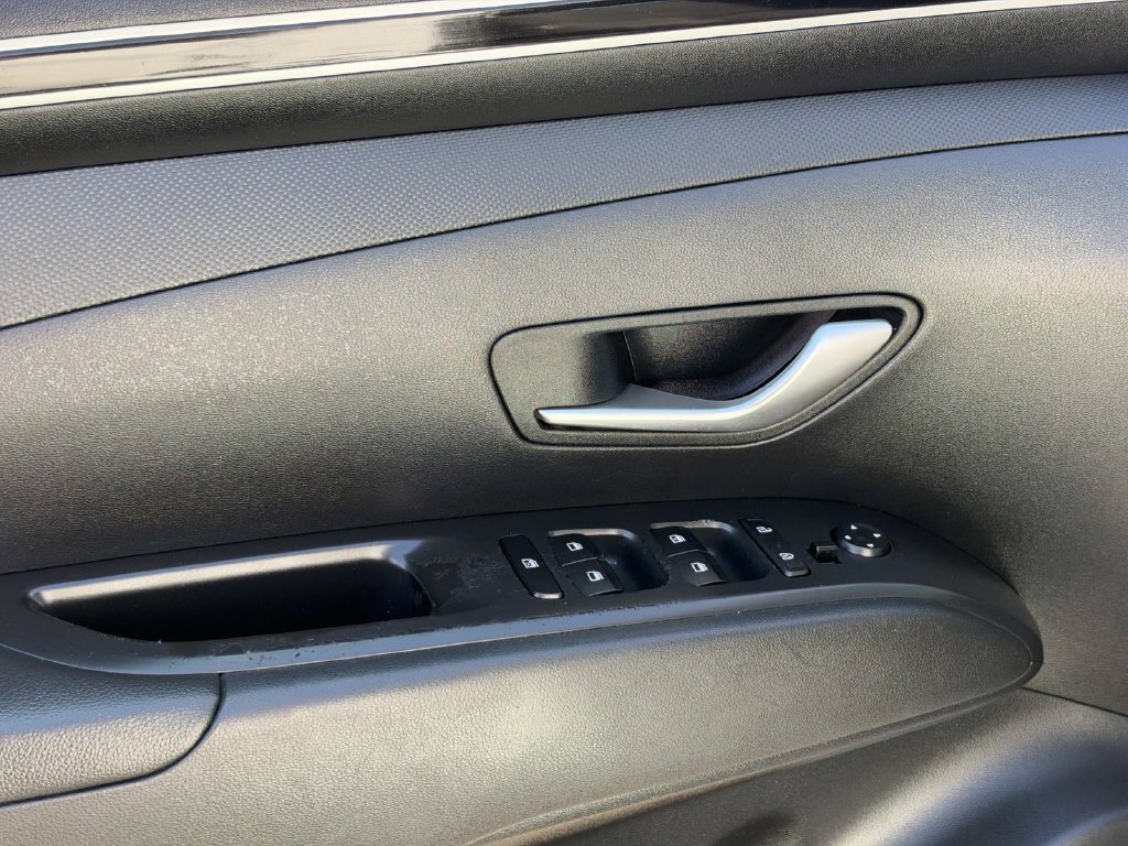 Used 2022 Hyundai Tucson SE FWD image 22