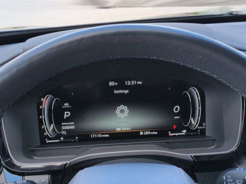 Used 2025 INFINITI QX60 Luxe FWD image 30