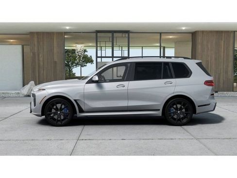 New 2027 BMW X7 xDrive40i w/ M Sport Package AWD/4WD image 4