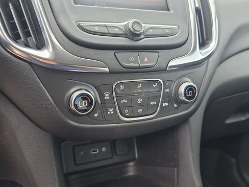 Used 2024 Chevrolet Equinox LT w/ LPO, Floor Liner Package AWD/4WD image 28