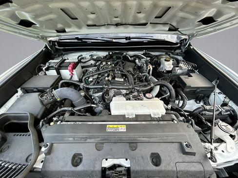 Used 2024 Toyota Tacoma SR5 RWD image 33