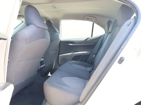 Used 2020 Toyota Camry LE FWD image 22