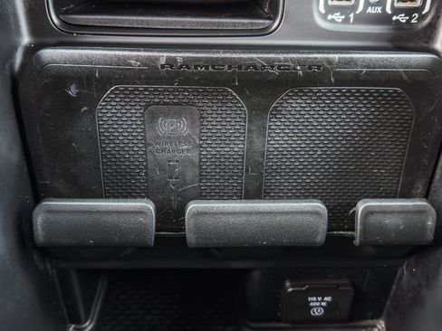 Used 2022 RAM 3500 Limited AWD/4WD image 40