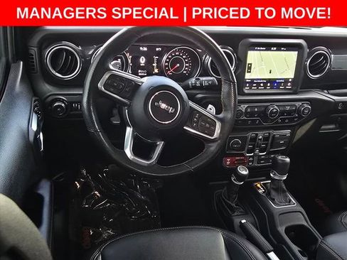 Used 2022 Jeep Wrangler Unlimited Rubicon w/ Trailer Tow Package AWD/4WD image 28