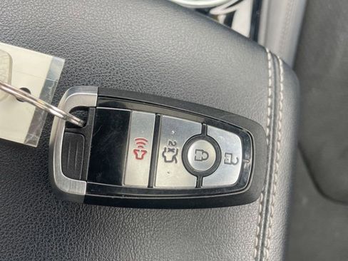 Used 2018 Ford Edge Sport AWD/4WD image 33