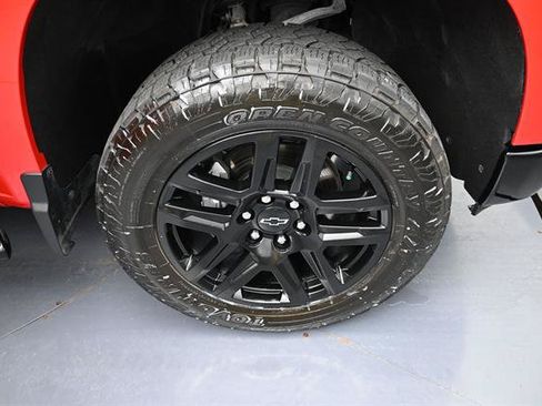 Used 2024 Chevrolet Silverado 1500 LT Trail Boss AWD/4WD image 26
