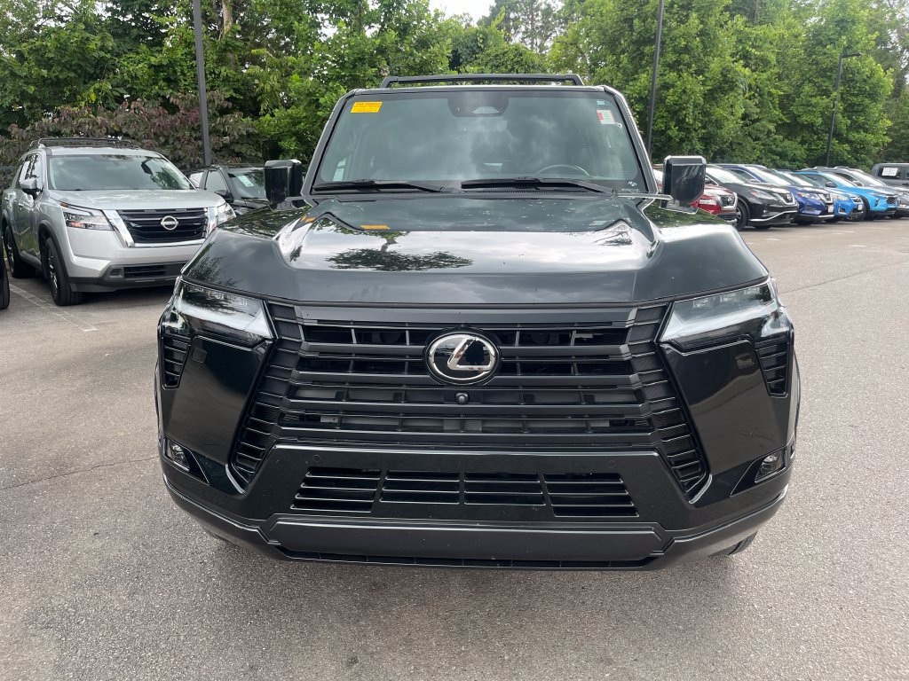 Used 2024 Lexus GX 550 w/ Accessory Package (2T) AWD/4WD image 35