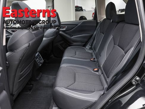 Used 2024 Subaru Forester Premium AWD/4WD image 24