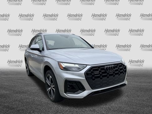 Used 2025 Audi Q5 2.0T Premium Plus w/ Premium Plus Package image 2