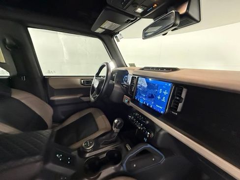 Used 2023 Ford Bronco Wildtrak AWD/4WD image 40