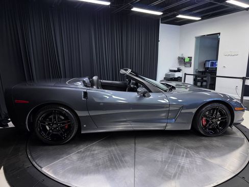 Used 2009 Chevrolet Corvette Convertible w/ Preferred Equipment Group RWD image 14
