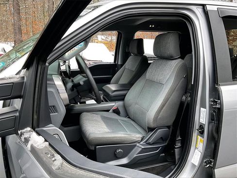 Used 2022 Ford F150 XLT w/ XTR Package image 10