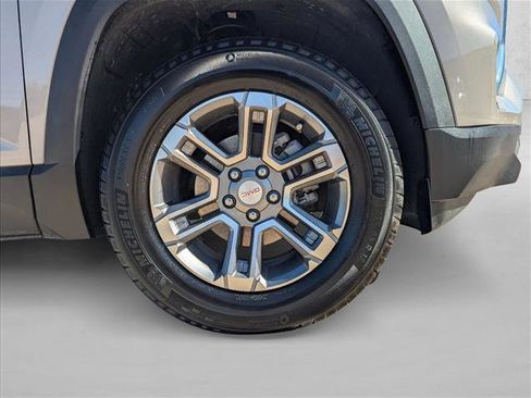 Used 2025 GMC Terrain Elevation image 21