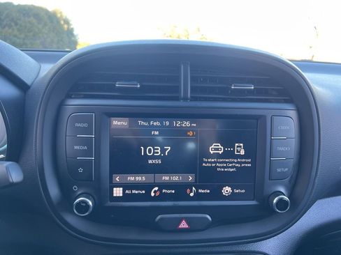 Used 2025 Kia Soul LX w/ LX Technology Package image 18