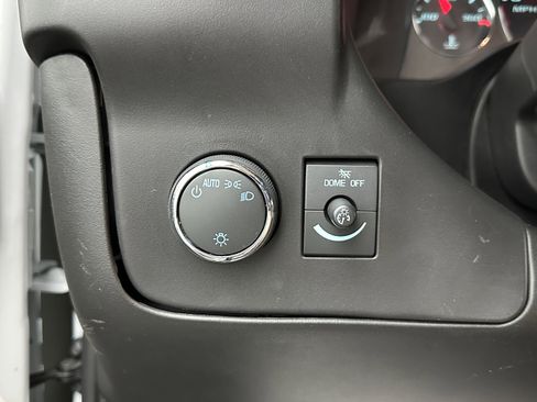 Used 2024 GMC Savana 2500 w/ Driver Convenience Package image 16