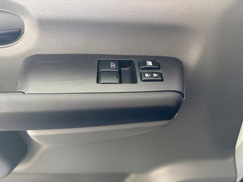 Used 2020 Nissan NV 2500 SV w/ Back Door Glass Package RWD image 13