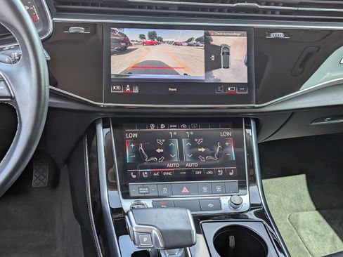 Used 2023 Audi Q8 Premium Plus w/ Premium Plus Package AWD/4WD image 12