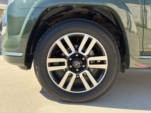 Certified 2022 Toyota 4Runner Limited image 23