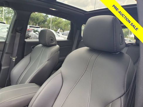 Used 2025 Acura RDX SH-AWD image 17