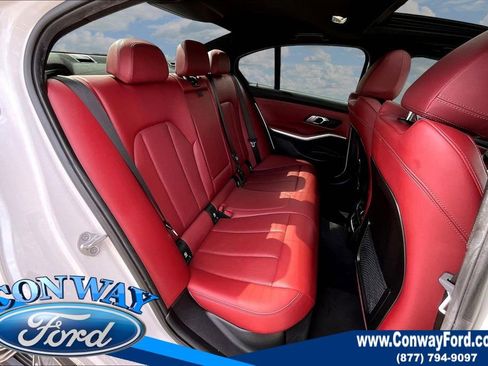 Used 2023 BMW 330i Sedan w/ Driving Assistance Package image 27