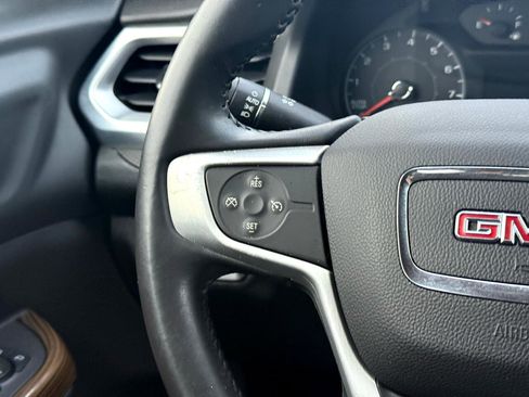 Used 2018 GMC Acadia SLE image 15