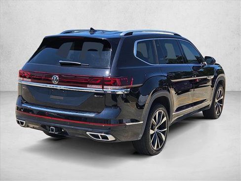 Used 2024 Volkswagen Atlas SEL Premium R-Line AWD/4WD image 5