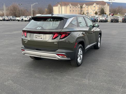 Certified 2025 Hyundai Tucson SE image 7