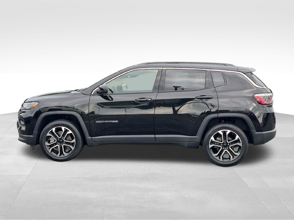 Used 2023 Jeep Compass Limited AWD/4WD image 11
