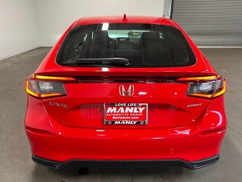 Used 2025 Honda Civic Sport image 4