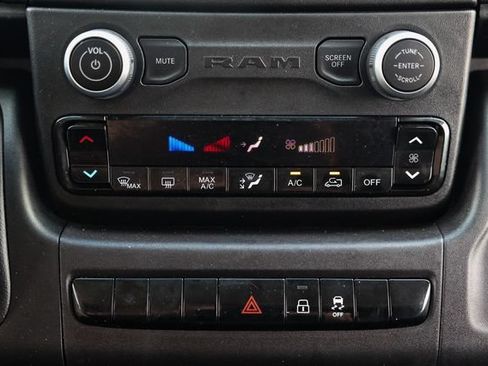 Used 2022 RAM ProMaster 2500 FWD image 30
