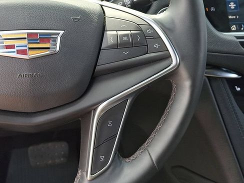 Used 2025 Cadillac XT5 Luxury w/ LPO, Floor Liner Package AWD/4WD image 20