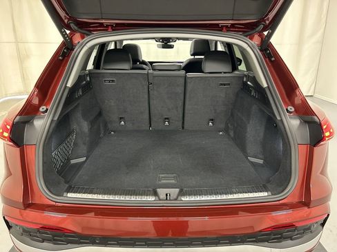 Used 2025 Audi Q5 Premium Plus w/ Premium Plus AWD/4WD image 24