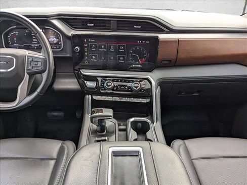 Used 2022 GMC Sierra 1500 Denali image 16
