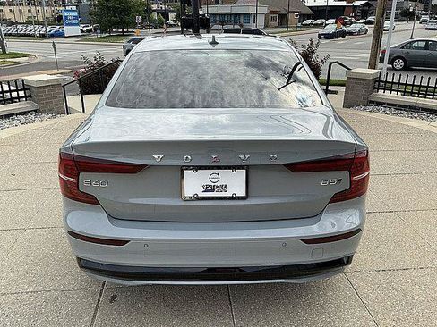 Certified 2024 Volvo S60 B5 Core AWD/4WD image 9