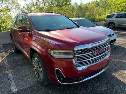 Used 2021 GMC Acadia Denali w/ Denali Ultimate Package AWD/4WD image 4