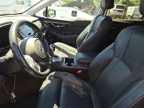 Used 2023 Subaru Outback Limited AWD/4WD image 6