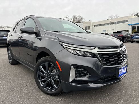 Certified 2022 Chevrolet Equinox RS w/ LPO, Floor Liner Package image 2