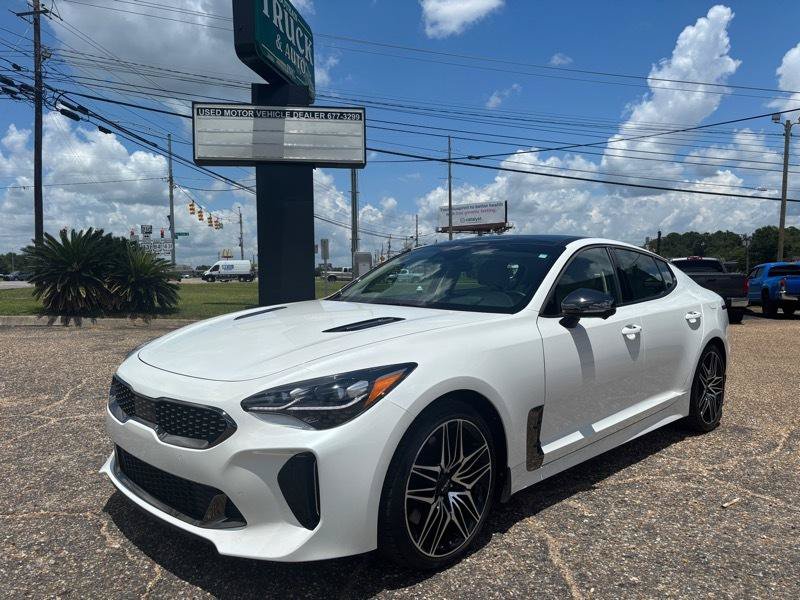 Used 2023 Kia Stinger GT2 RWD image 1