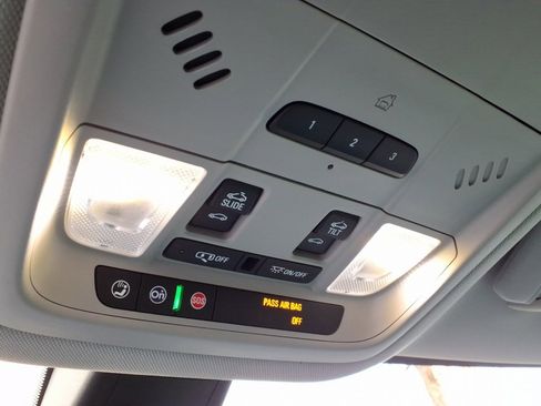 Used 2018 Buick Enclave Premium w/ Experience Buick Package image 31