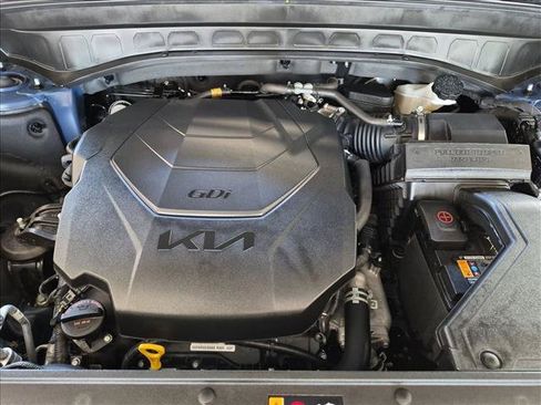 Used 2025 Kia Telluride SX w/ SX Captain's Chair Package AWD/4WD image 26