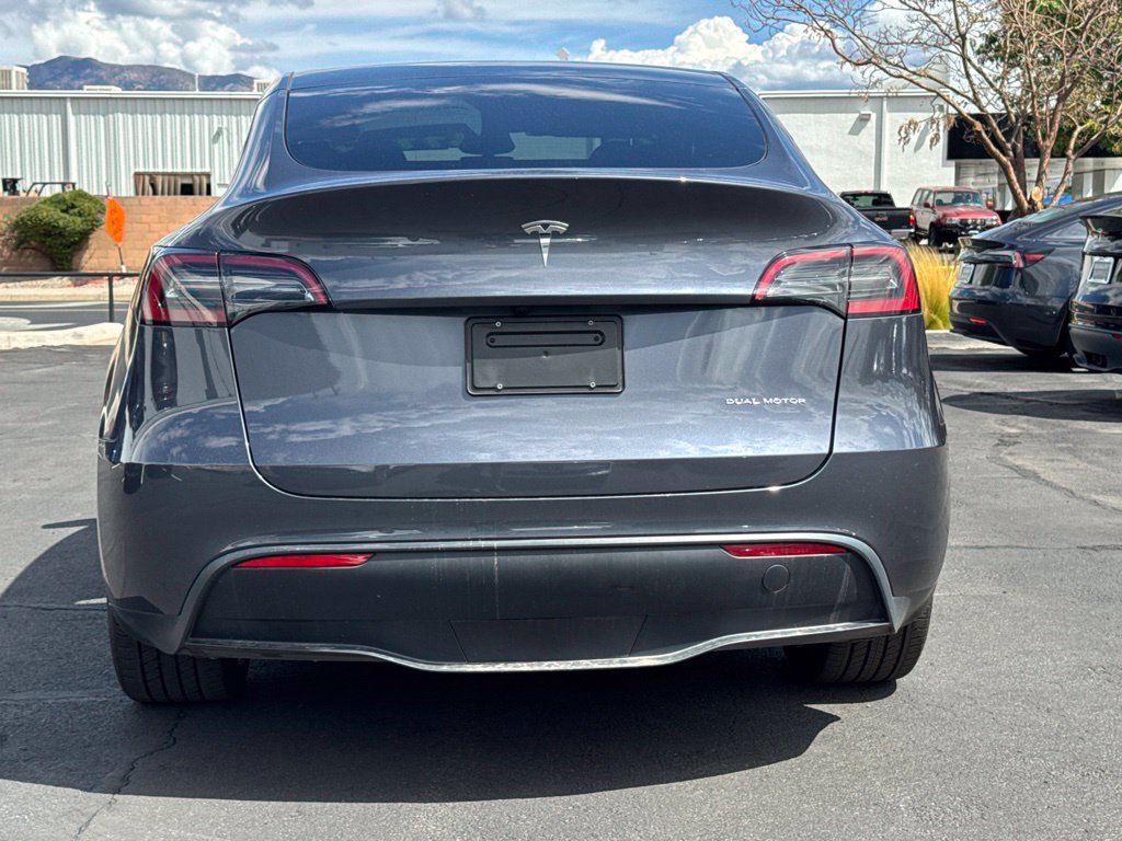 Used 2023 Tesla Model Y Long Range AWD/4WD image 7