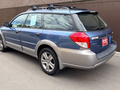 Used 2008 Subaru Outback 2.5i L.L. Bean AWD/4WD image 4