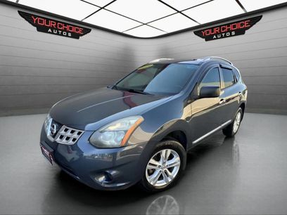 Used 2015 Nissan Rogue S w/ Convenience Package
