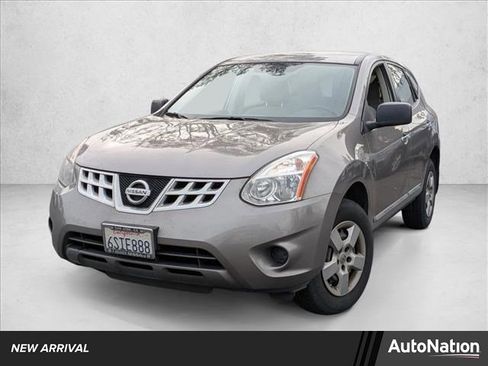 Used 2011 Nissan Rogue S image 1