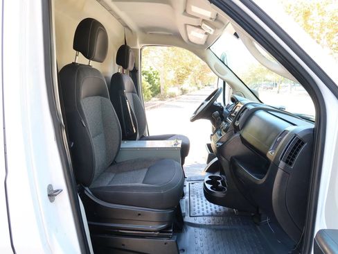 Used 2019 RAM ProMaster 2500 FWD image 21
