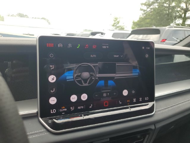 New 2026 Volkswagen Tiguan SE R-Line FWD image 19