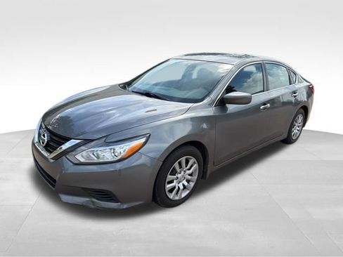 Used 2018 Nissan Altima 2.5 S w/ S Convenience Package FWD image 7